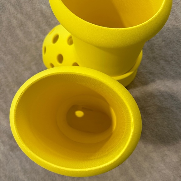 mschf x crocks big yellow boots (used for 2 hours inside only for a party) - Picture 8 of 9